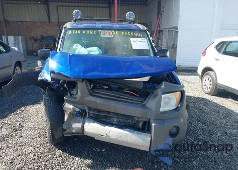 2004 Honda Element Ex z USA, uszkodzony, nr VIN 5J6YH28574L031915